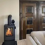 Дом отдыха Stunning In With Wifi