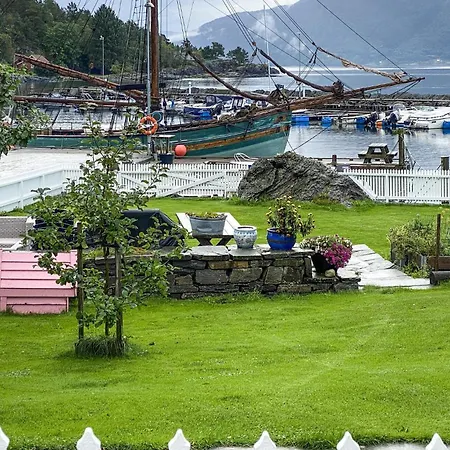 Stunning In With Wifi * Jelsa