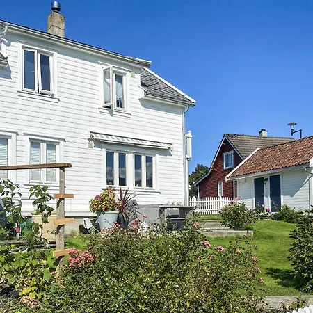 Cozy In With House Sea View Semesterbostad Jelsa