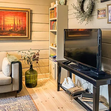 Cozy In With House Sea View Jelsa