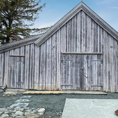 Cozy In With House Sea View